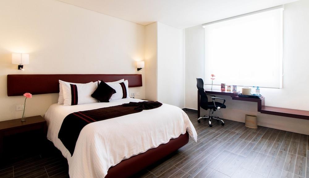 Mision Puebla Angelopolis Hotell Exteriör bild